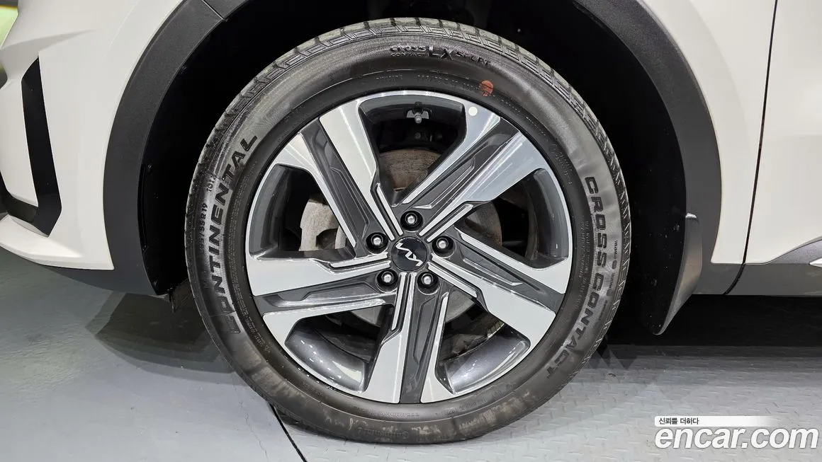 Kia Sorento — фото 5