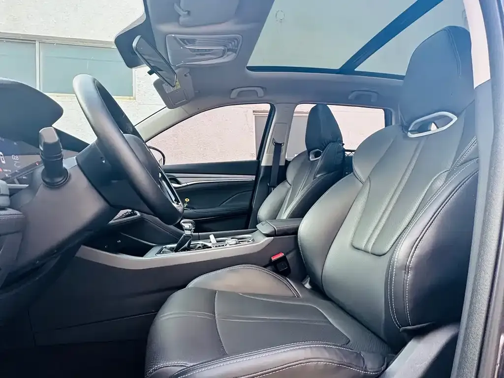 Changan CS75PLUS 2023 из CN, фото 3
