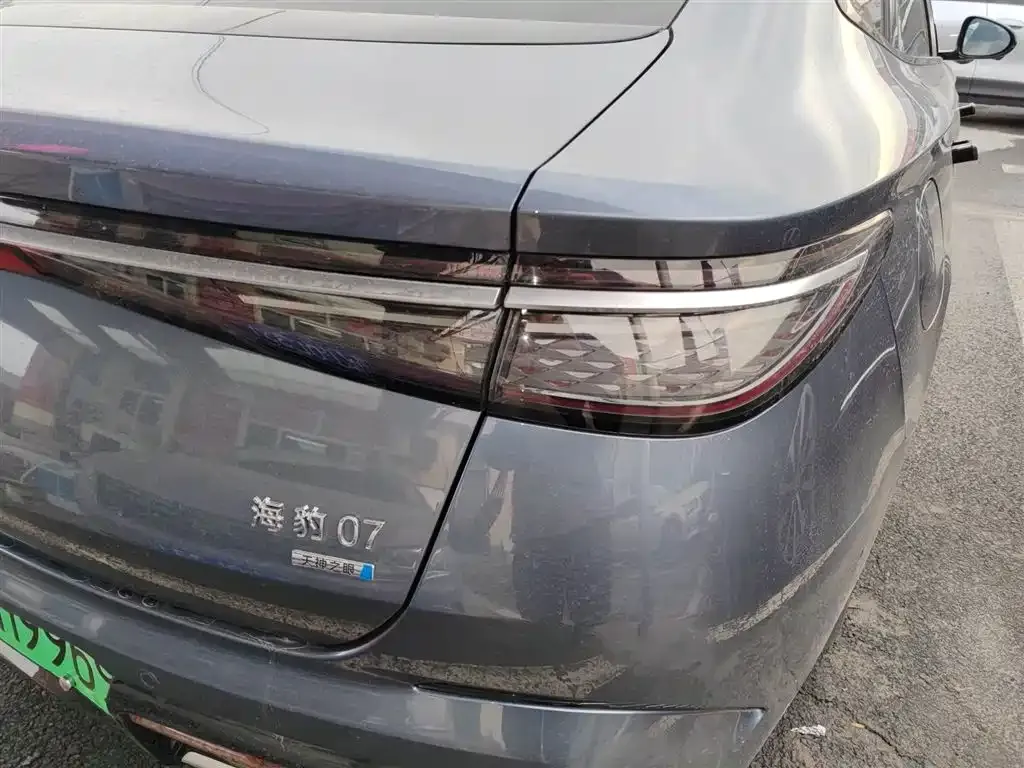 BYD Seal 07 DM-i — фото 5