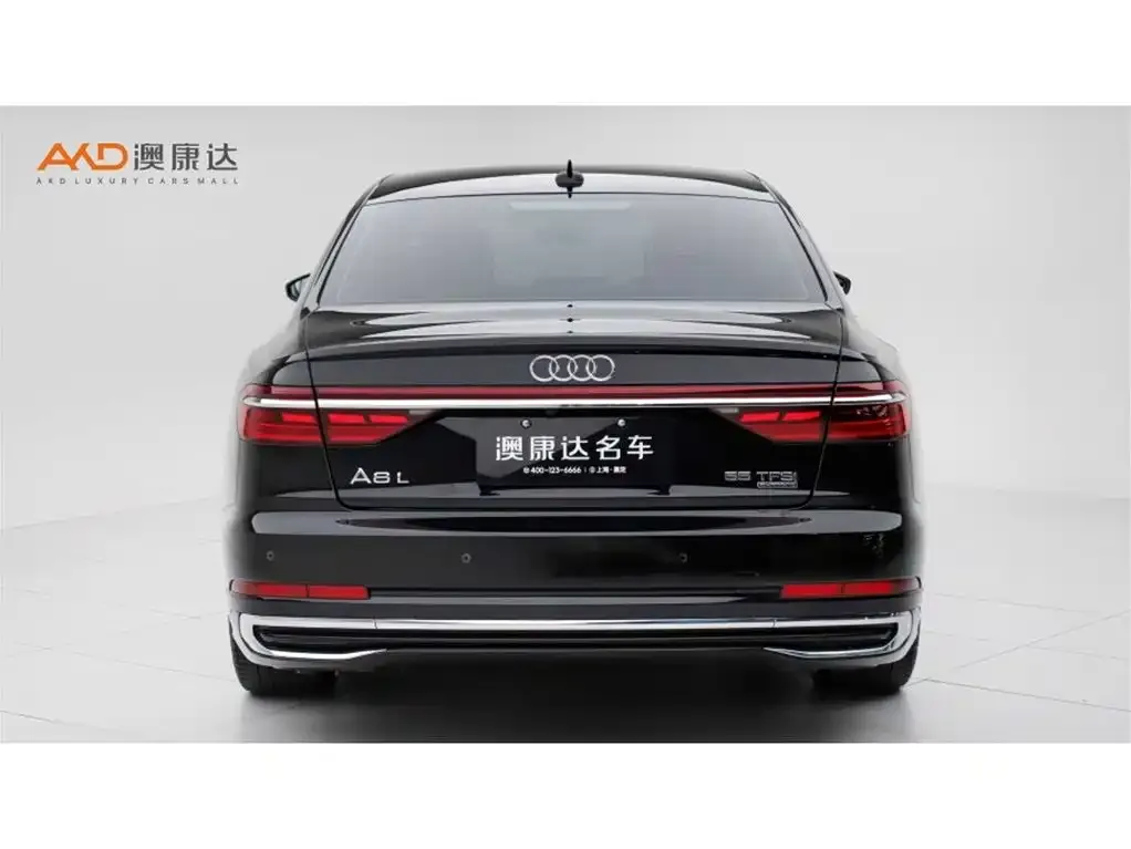 Audi A8 — фото 2