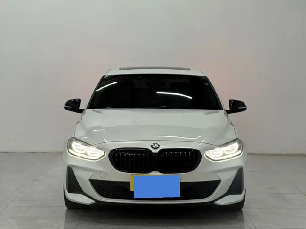 BMW 1 Series 2022 из CN, фото 4