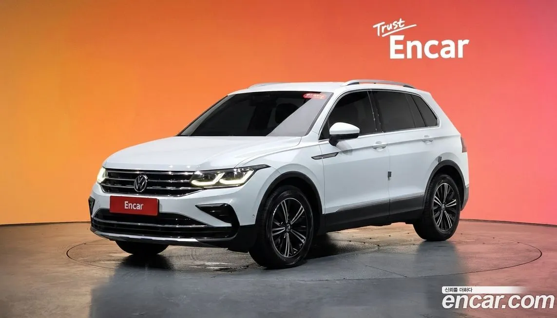 Volkswagen Tiguan — фото 1