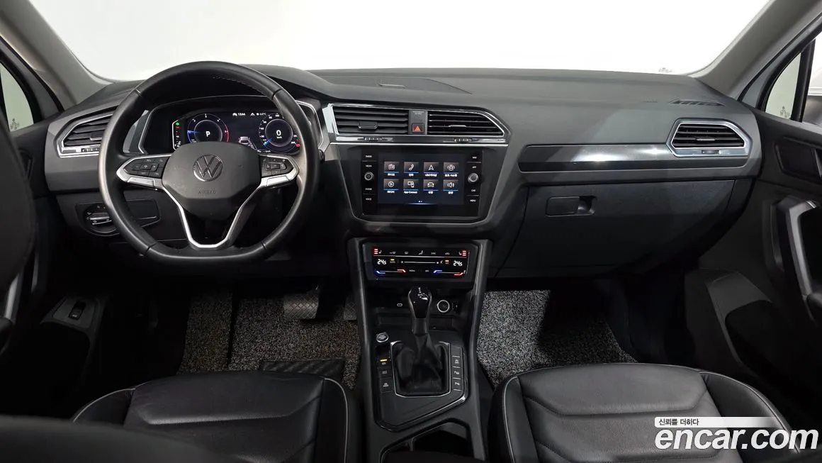 Volkswagen Tiguan — фото 7