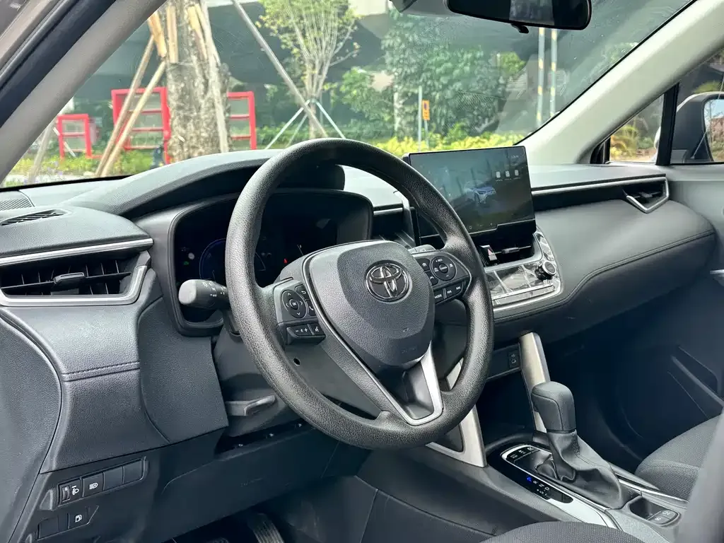 Toyota Frontlander 2024 из CN, фото 10
