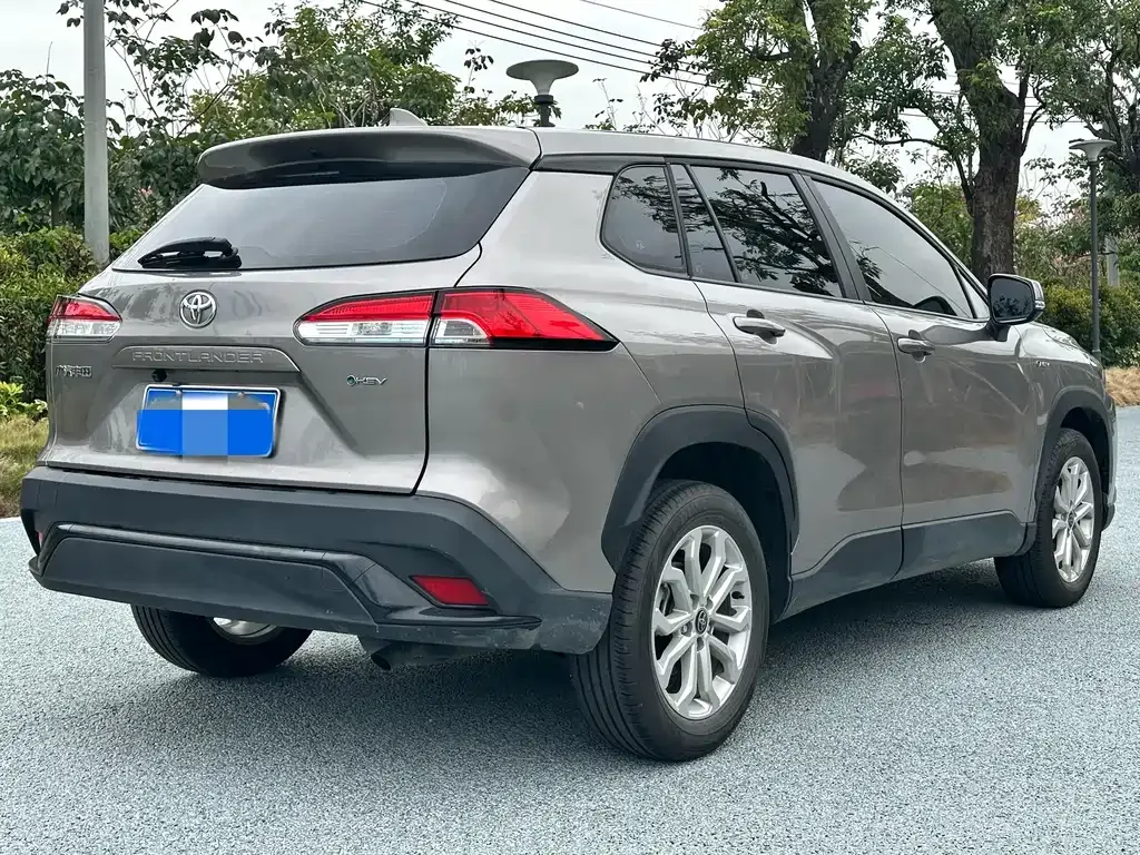 Toyota Frontlander 2024 из CN, фото 4