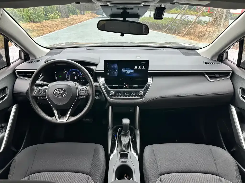 Toyota Frontlander 2024 из CN, фото 8