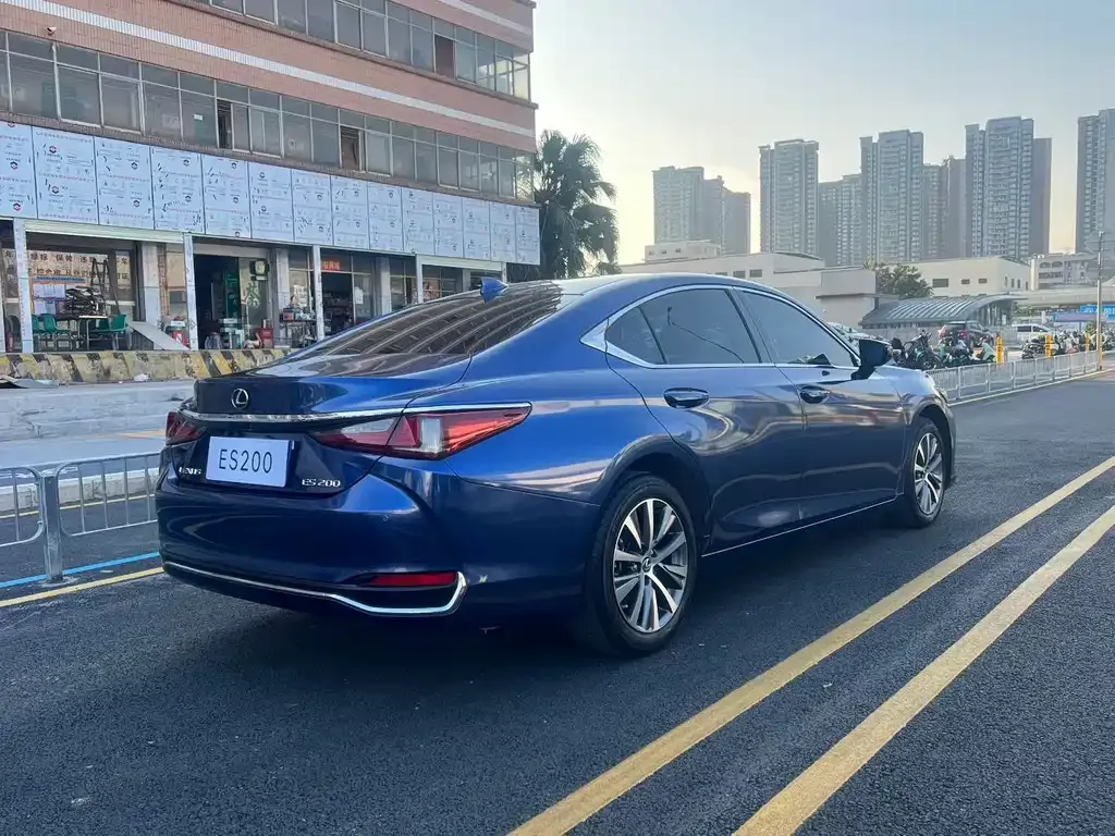 Lexus ES 2021 из CN, фото 7
