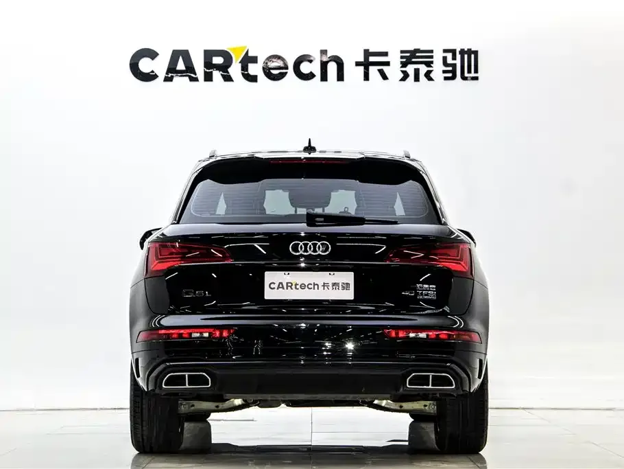 Audi Q5L — фото 2