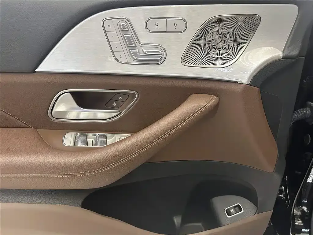 Mercedes-Benz GLS 2024 из CN, фото 5