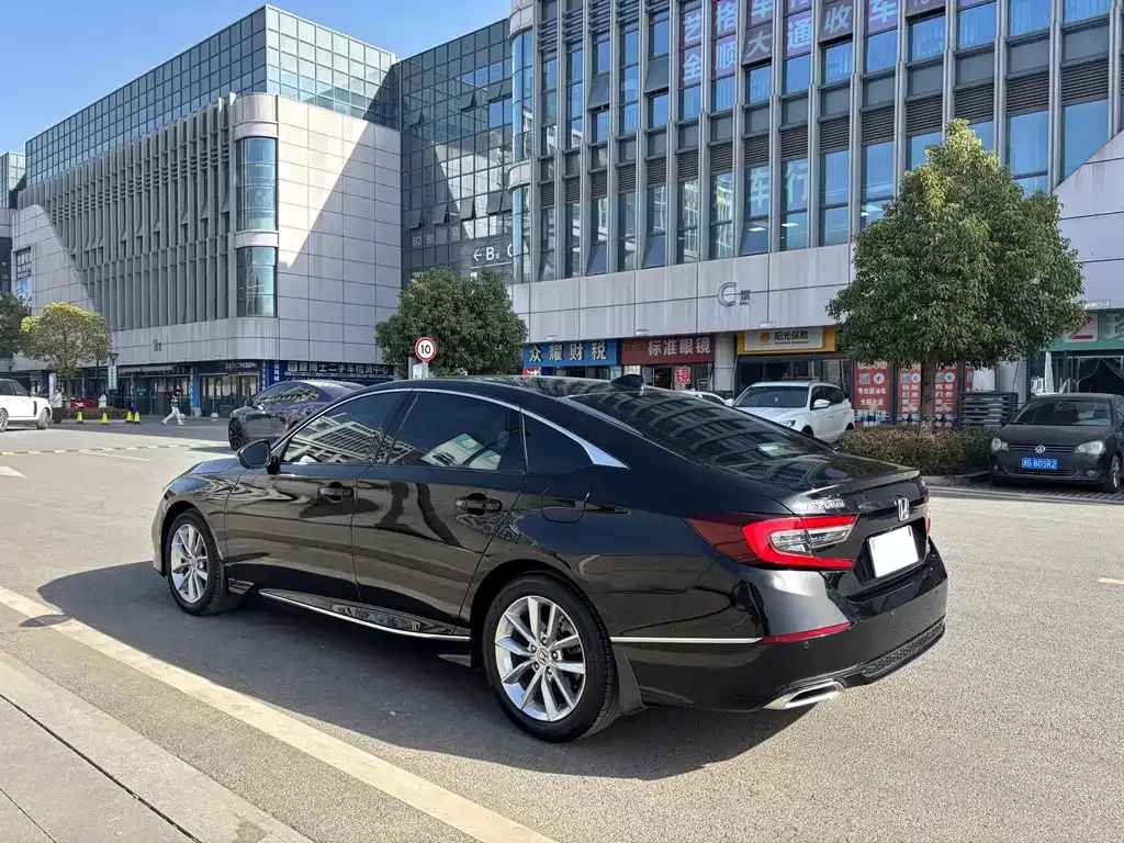 Honda Accord 2022 из CN, фото 5