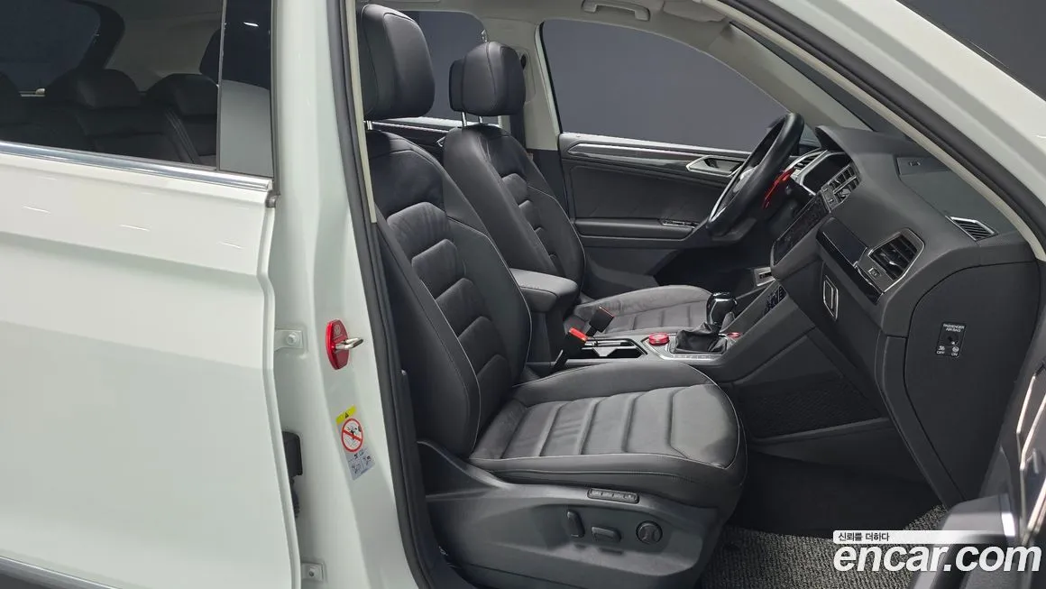 Volkswagen Tiguan 2023 из KR, фото 6