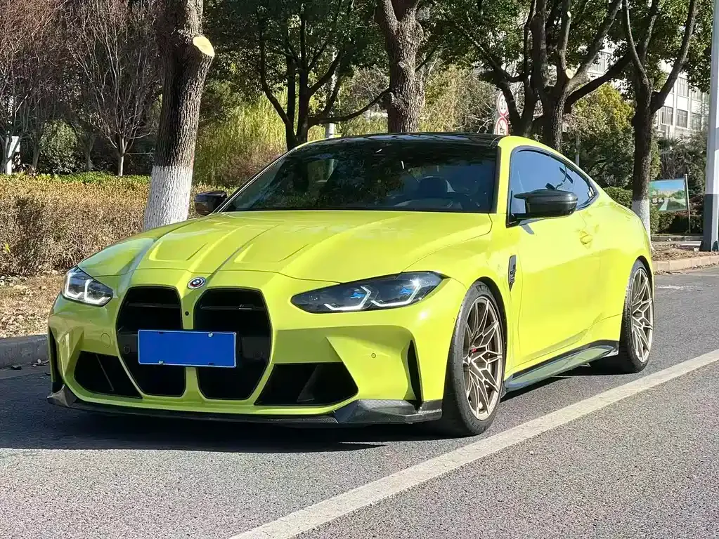 BMW M4 — фото 1
