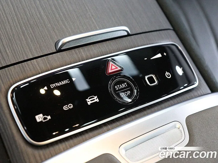 Mercedes-Benz EQS — фото 9