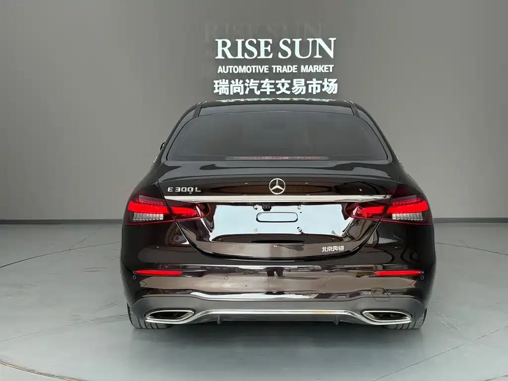 Mercedes-Benz E-Class 2023 из CN, фото 2