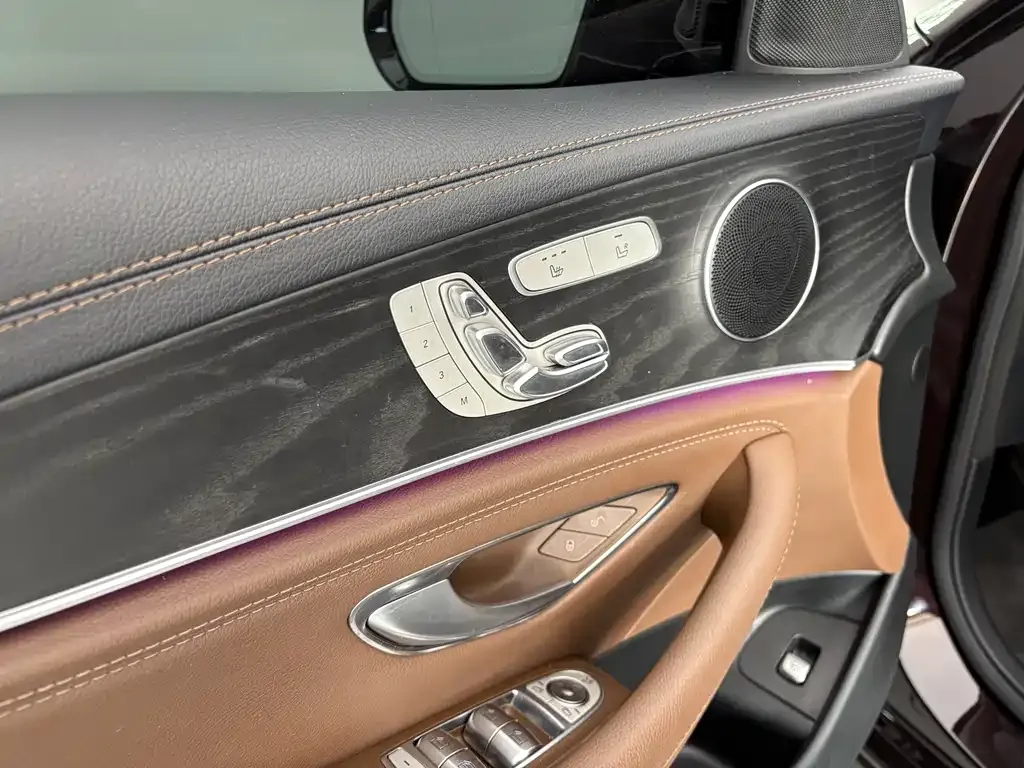 Mercedes-Benz E-Class 2023 из CN, фото 8