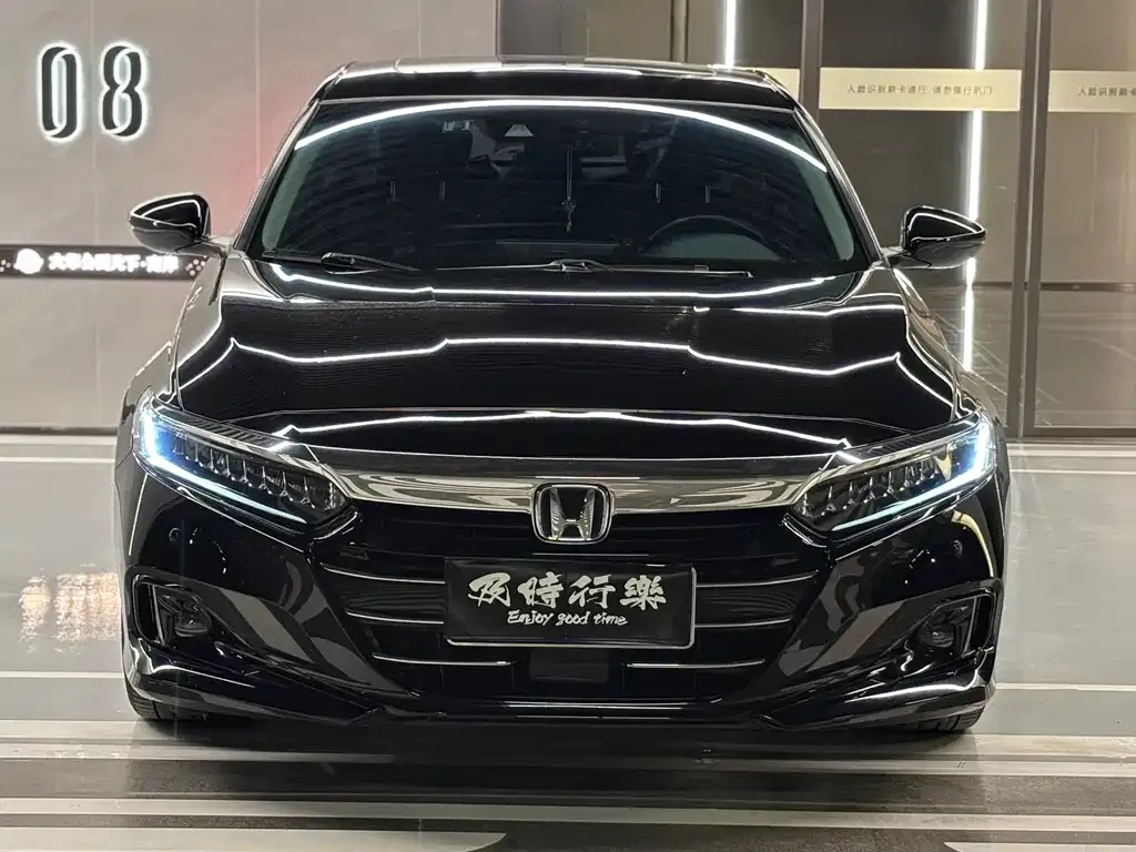 Honda Accord — фото 2