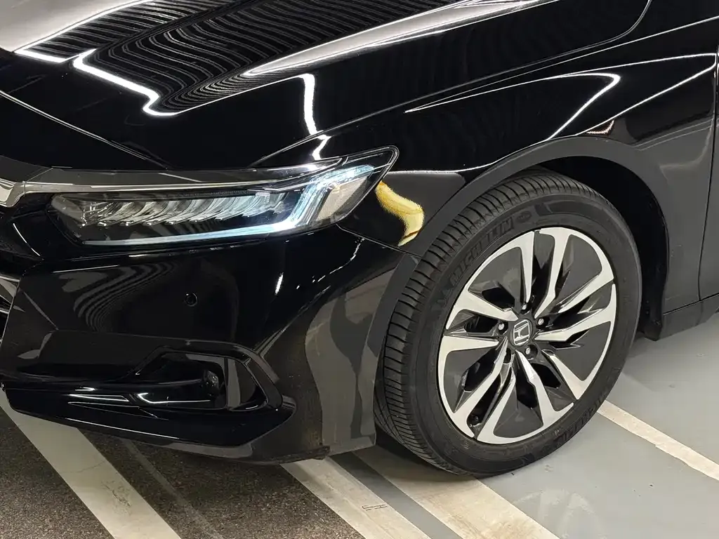 Honda Accord — фото 3