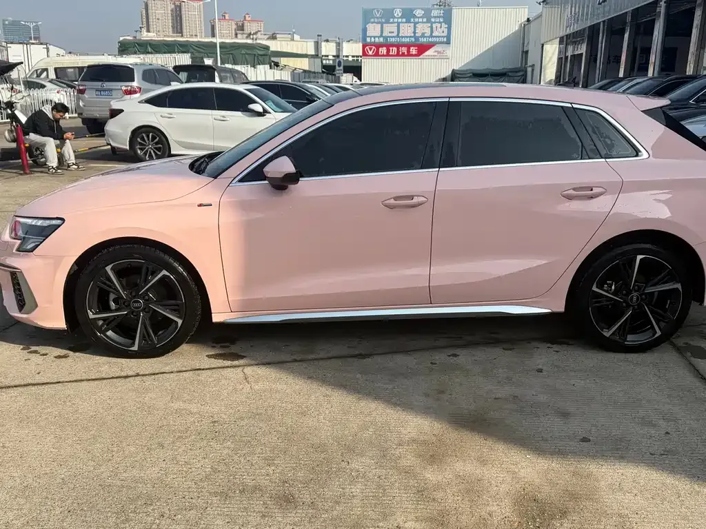 Audi A3 2023 из CN, фото 7