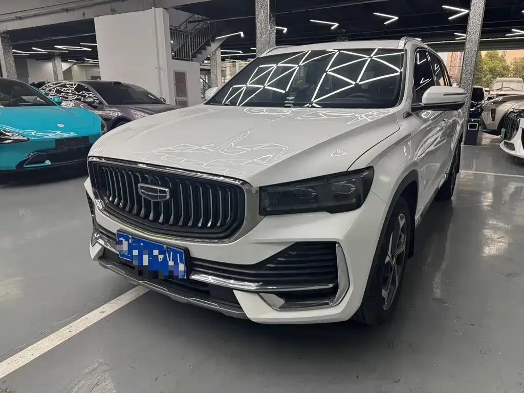 Geely Xingyue L — фото 1