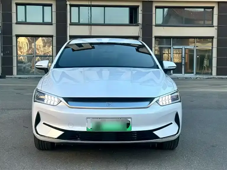 BYD Qin PLUS — фото 10