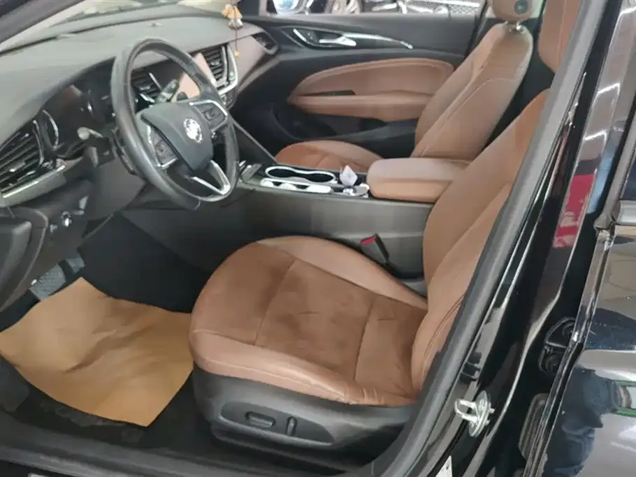 Buick Regal — фото 10