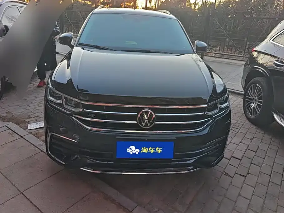 Volkswagen Tiguan L 2022 из CN, фото 2