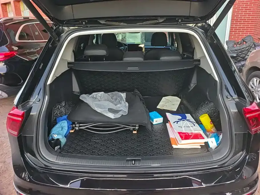 Volkswagen Tiguan L 2022 из CN, фото 7