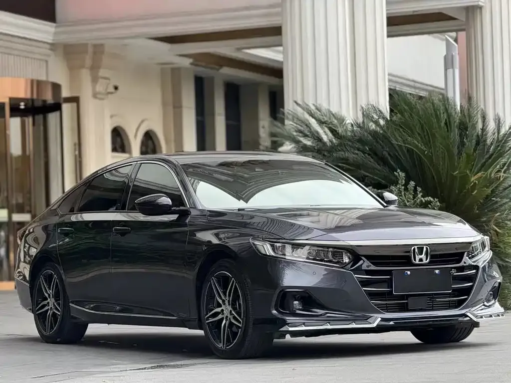 Honda Accord — фото 3