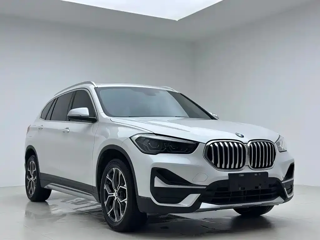 BMW X1 — фото 3