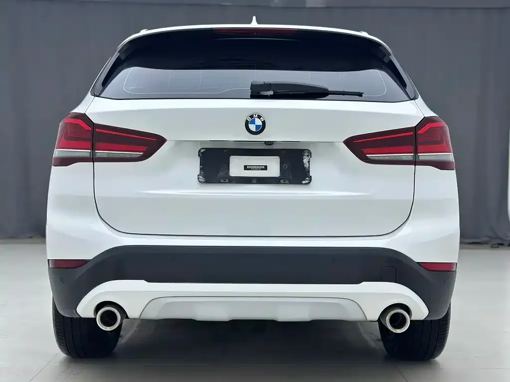 BMW X1 — фото 2