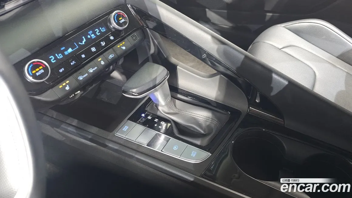 Hyundai AVANTE — фото 9