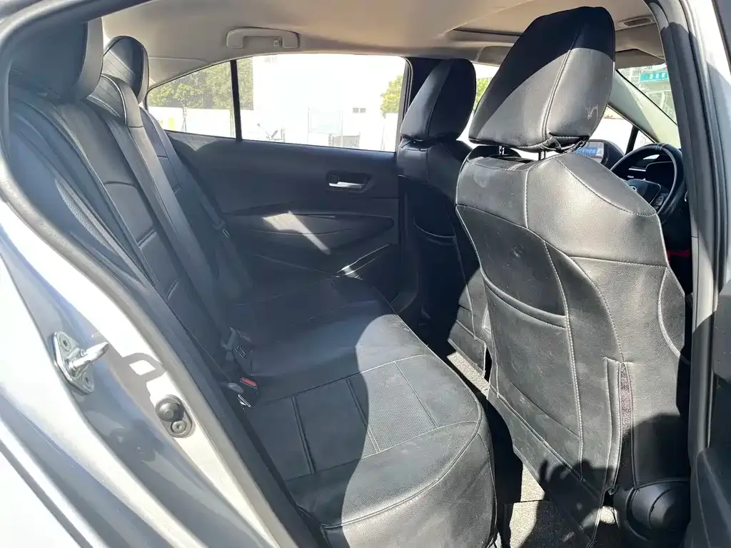 Toyota Corolla 2022 из CN, фото 9