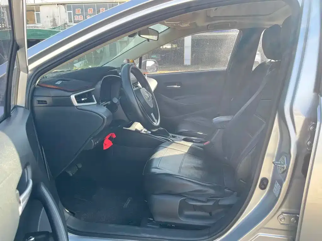 Toyota Corolla 2022 из CN, фото 8