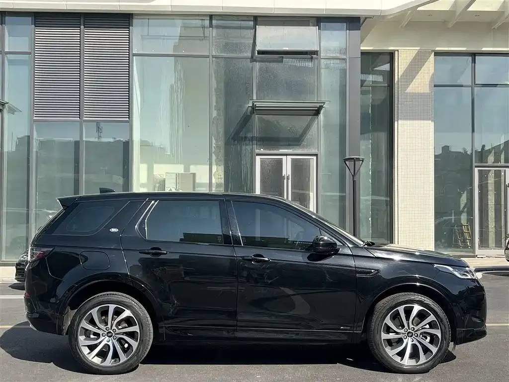 Land Rover Discovery Sport Hybrid 2022 из CN, фото 8