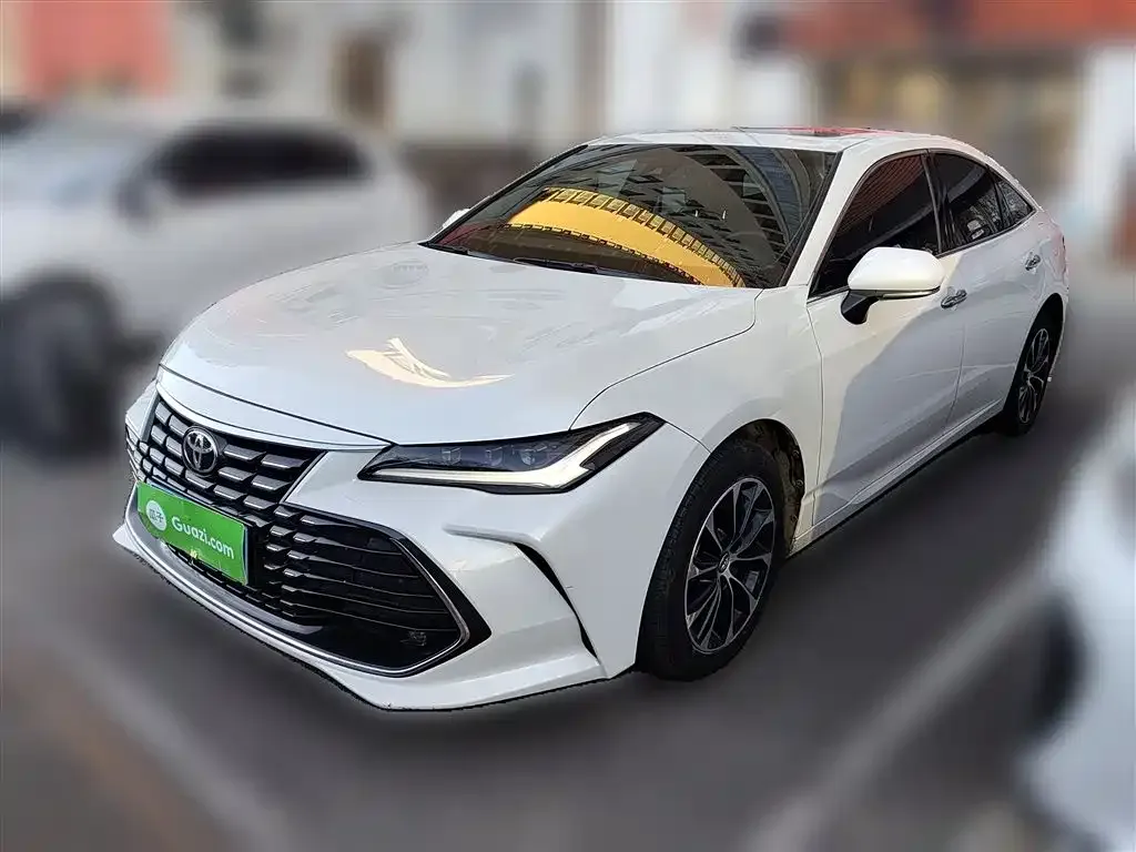 Toyota Avalon 2022 из CN, фото 2