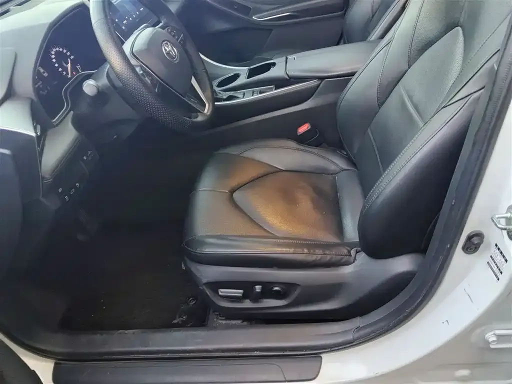Toyota Avalon 2022 из CN, фото 8