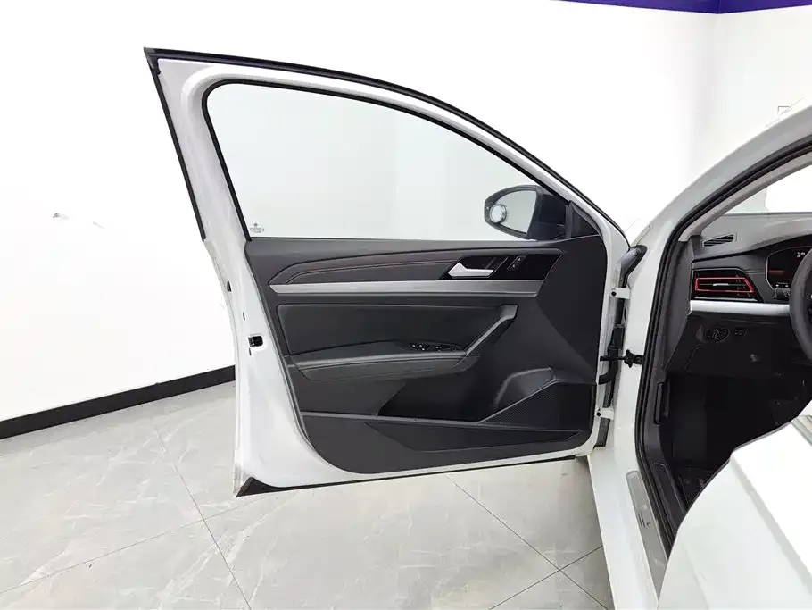 Volkswagen Lavida 2022 из CN, фото 4