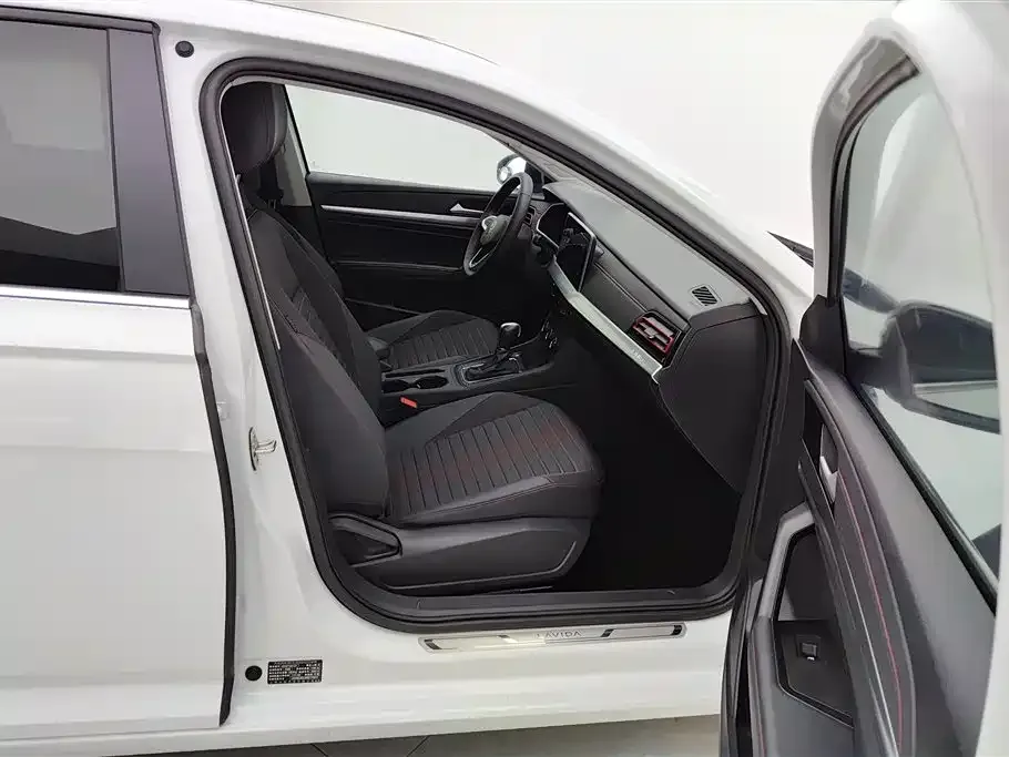 Volkswagen Lavida 2022 из CN, фото 8