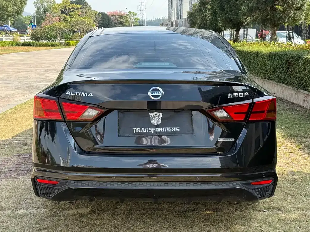 Nissan Teana — фото 4