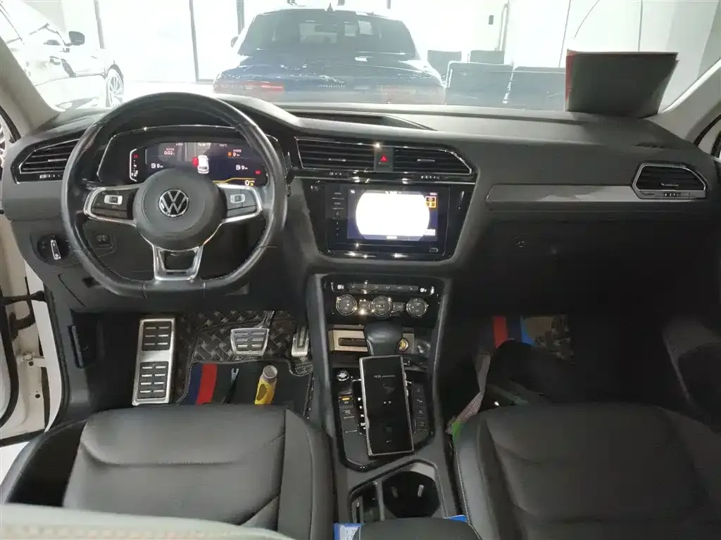 Volkswagen Tiguan L 2021 из CN, фото 5