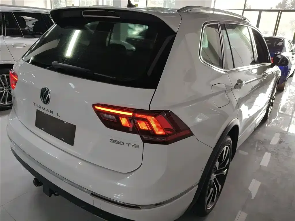 Volkswagen Tiguan L 2021 из CN, фото 10