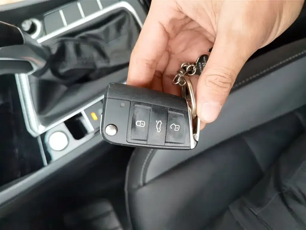 Volkswagen Sagitar 2021 из CN, фото 2