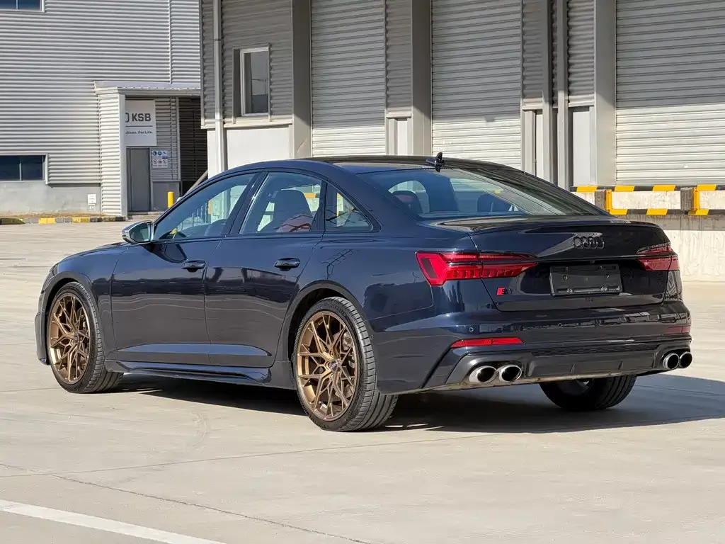 Audi S6 2021 из CN, фото 5