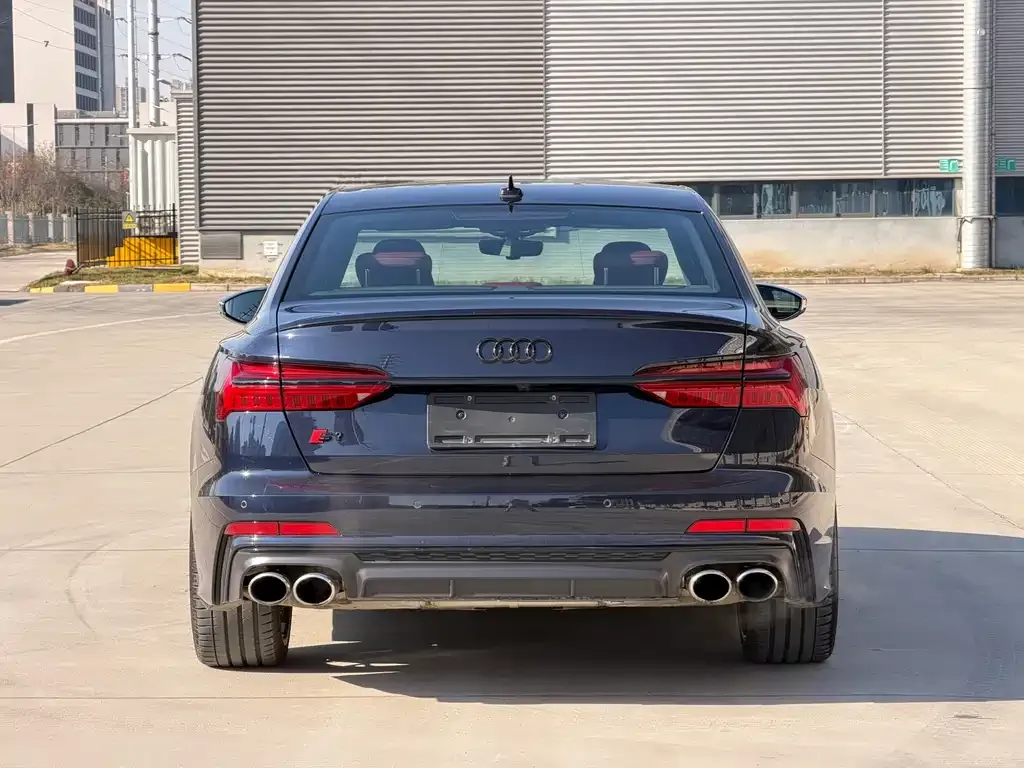 Audi S6 2021 из CN, фото 4