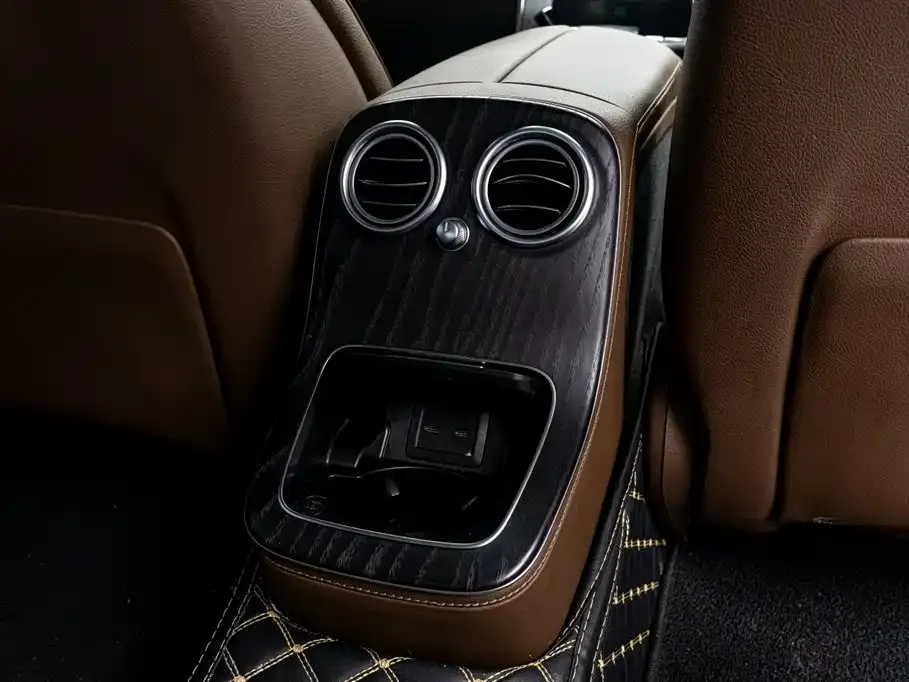 Mercedes-Benz E-Class 2022 из CN, фото 9