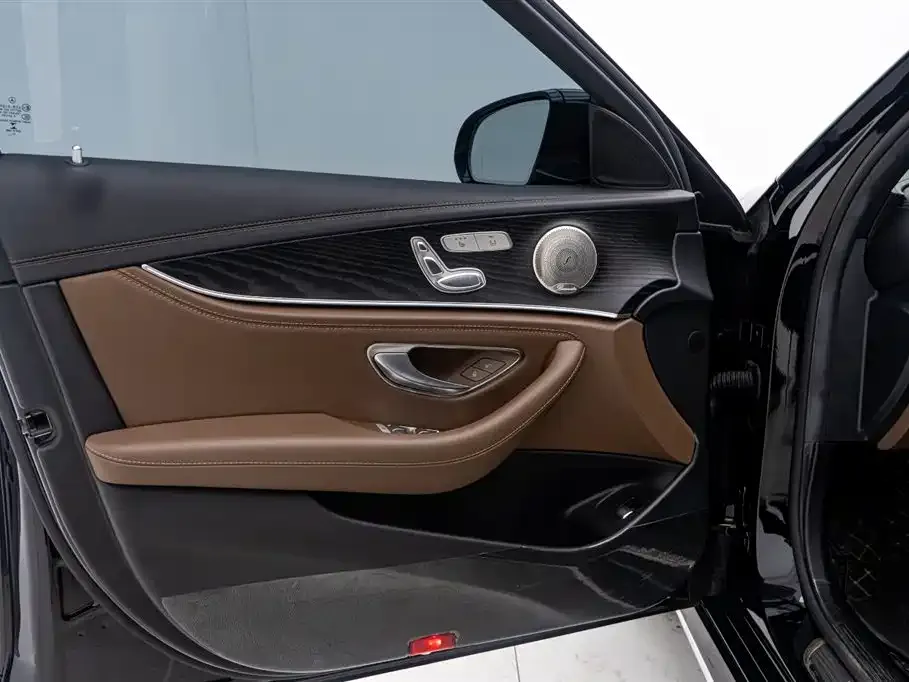 Mercedes-Benz E-Class 2022 из CN, фото 6