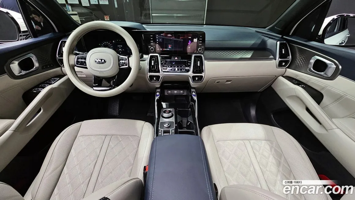 Kia Sorento — фото 9