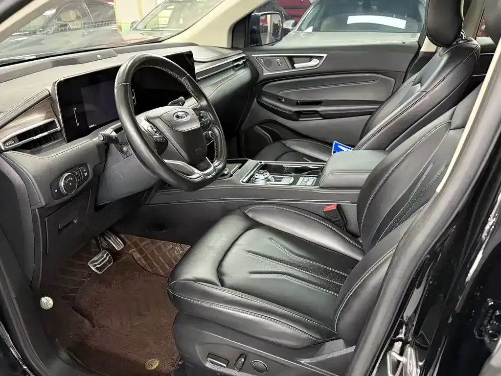 Ford Edge — фото 7