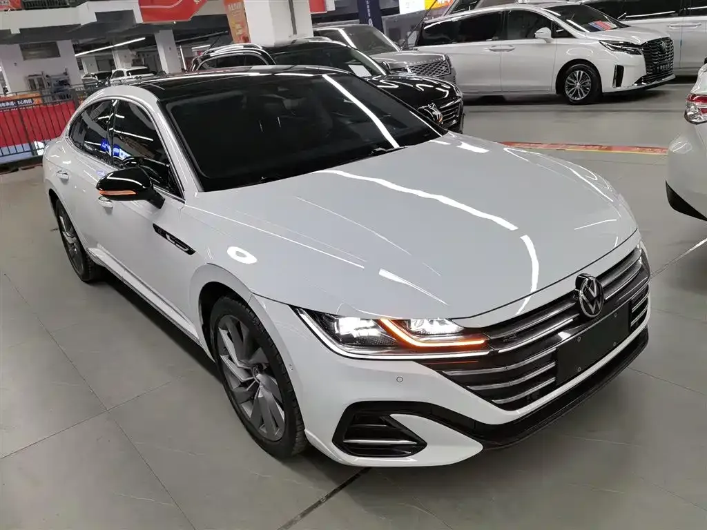 Volkswagen CC 2022 из CN, фото 5