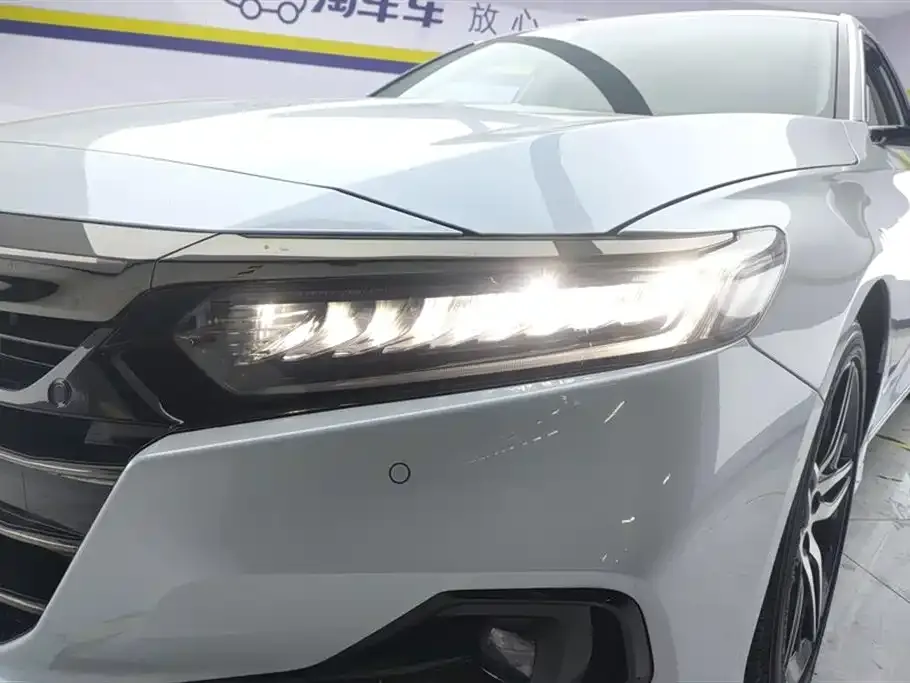 Honda Accord — фото 4